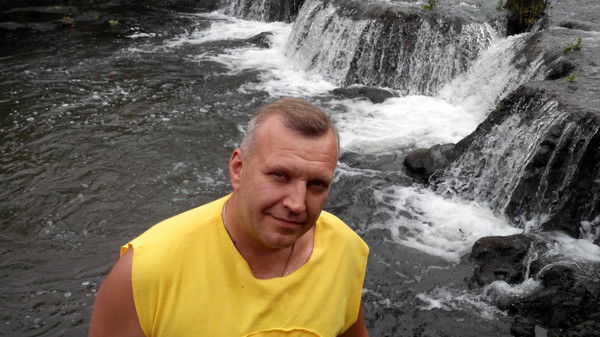 Олег Логуненков