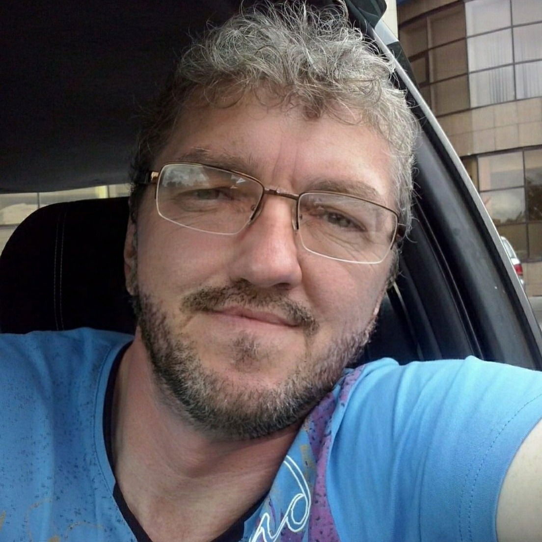 Александр Аверьянов