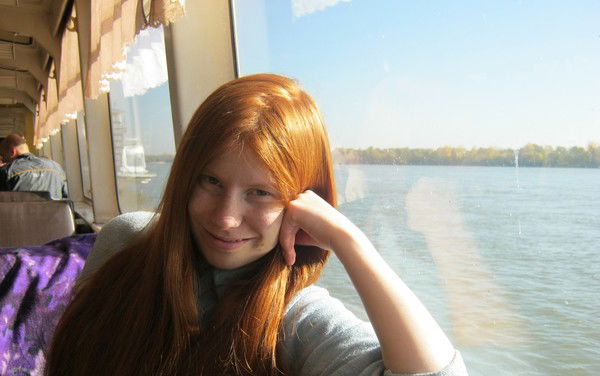 Елена Столярова