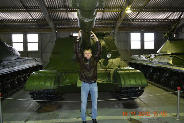 Женя Денисов