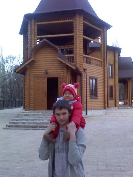 Антон Савенков