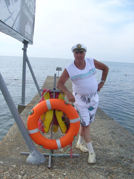 Николай Пиралов