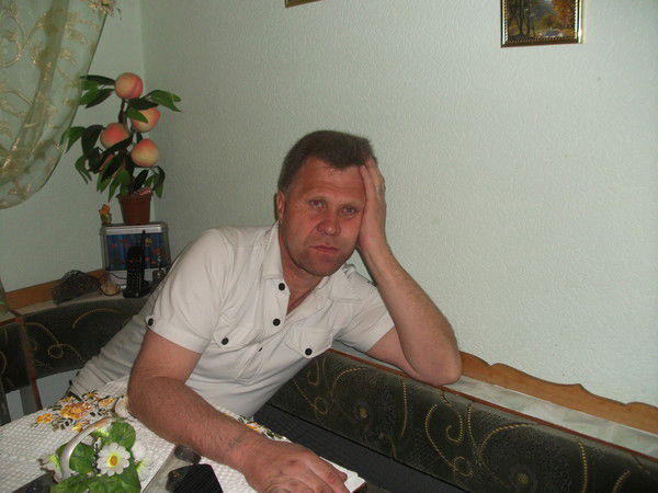 Андрей Кустарев