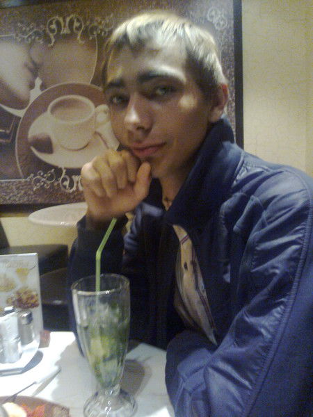 Антон Хартуков