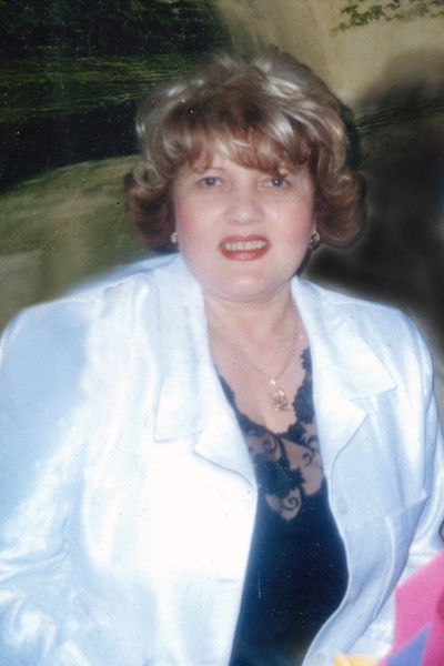 Людмила Тихонова