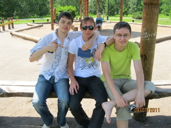 Паша Сотников