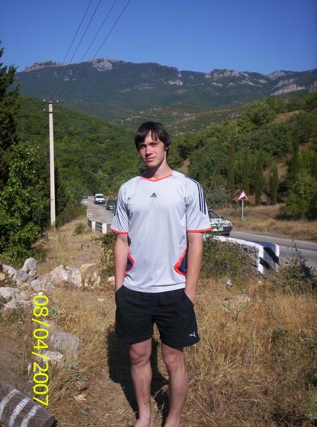 Артём Мельников