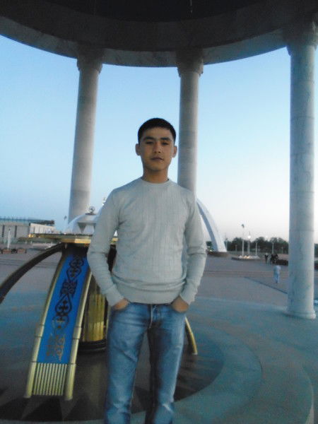 Рустам Чемпион