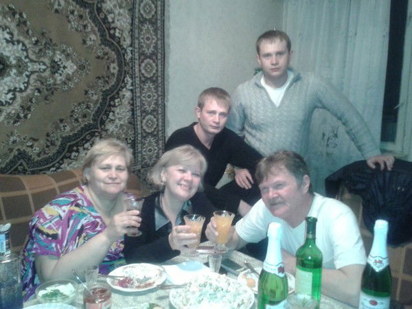 Владимир Петров