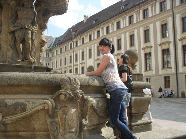 Олеся Выстропова