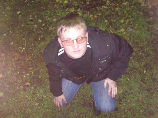 Михаил Ларионов