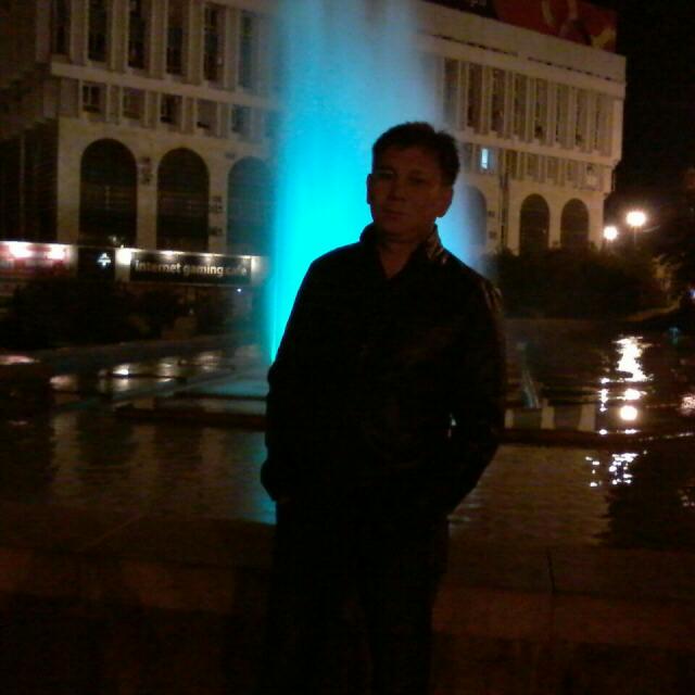 Алишер Рустамов