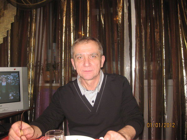 Александр Свинарский