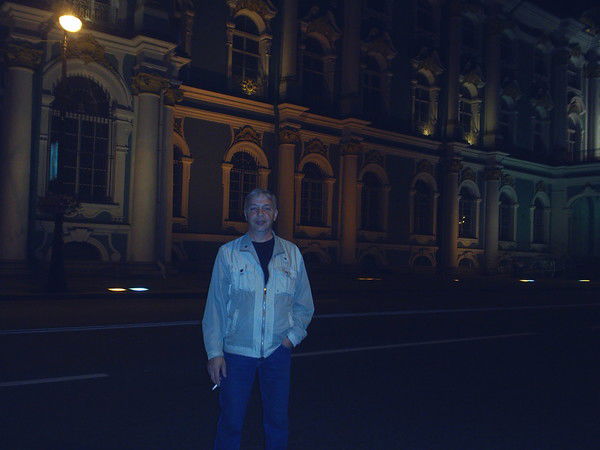 Неизвестно Неизвестно