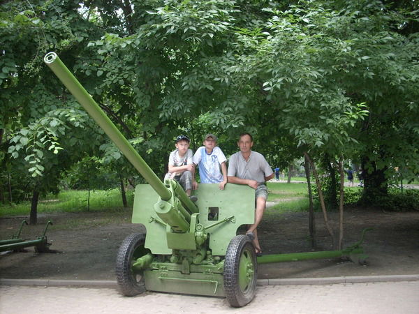 Дмитрий Югатов