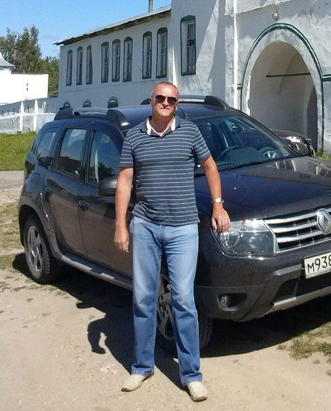 Сергей Антонов