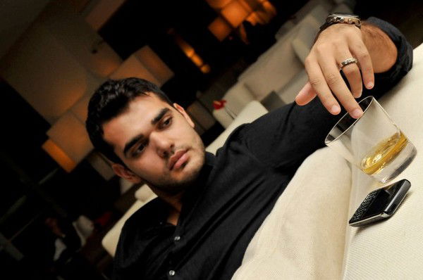 Неизвестно Неизвестно