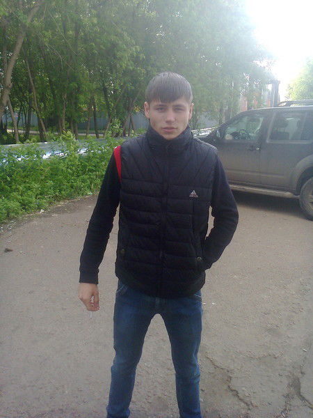 Серега ********