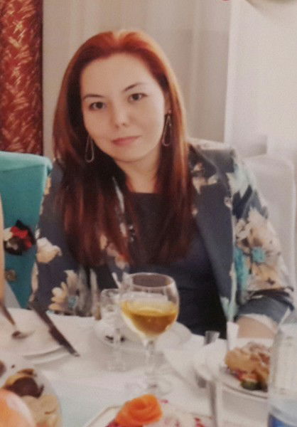 Лейла ...........