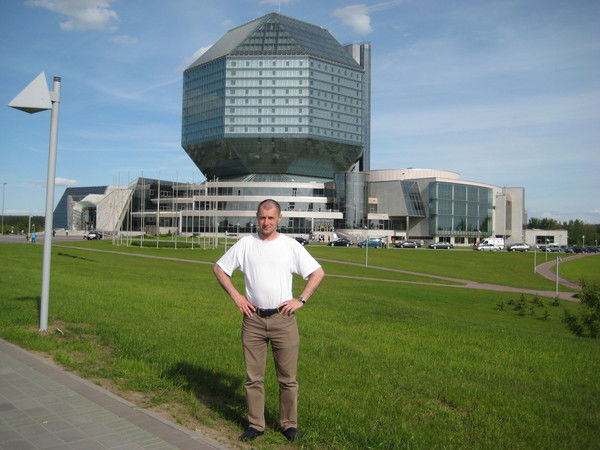 Юрий Ворона