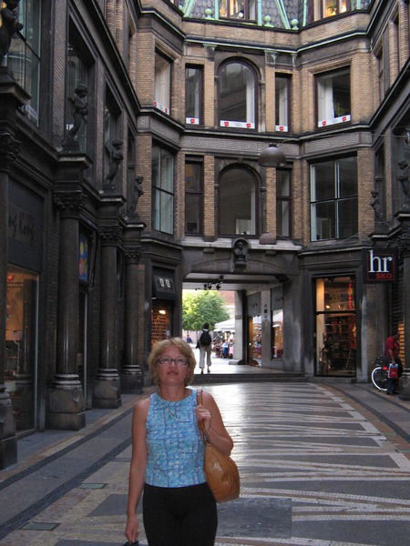 Галина Устюжанинова