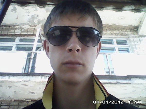 Виктор Бондарев