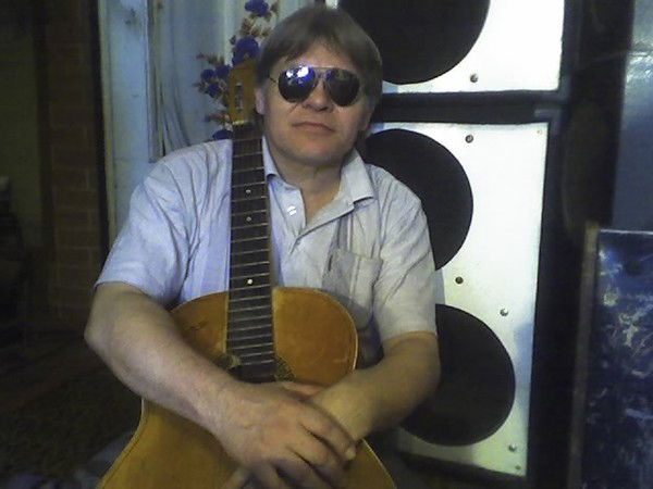 Олег Харитонов