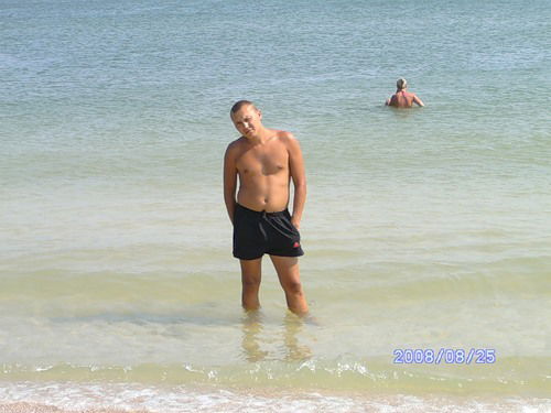 Олег Карлов