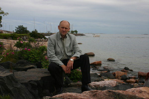 Владимир Мезенин