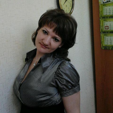 Елена Елена