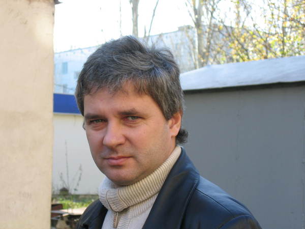 Александр Безуглый