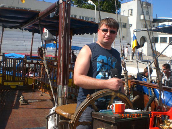 Максим Карабут