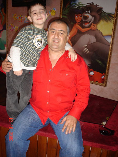 Артур Долханян