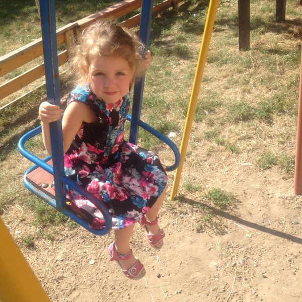 Елена Пител