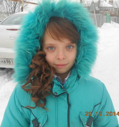 Саша Комарова