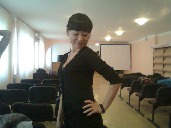 Zhivu V Raiu & Odeta V Shaste