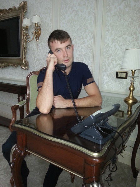 Олег Чернов