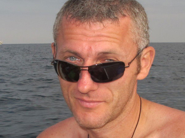 Роман Лавкер