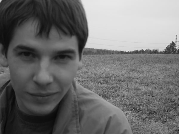 Владислав Фау