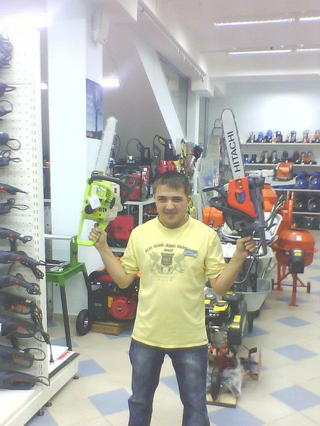 Неизвестно Неизвестно