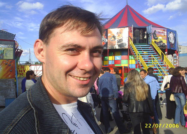 Андрей Новиков