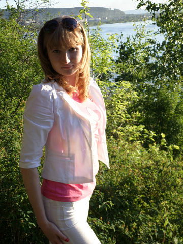 Яна Уколова