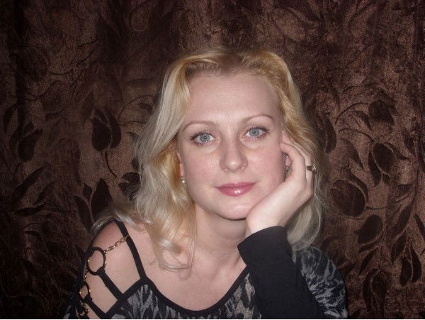 Света Комарова