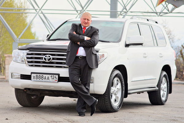 Антон Савельев