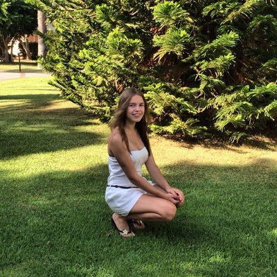 Юля Калистратова