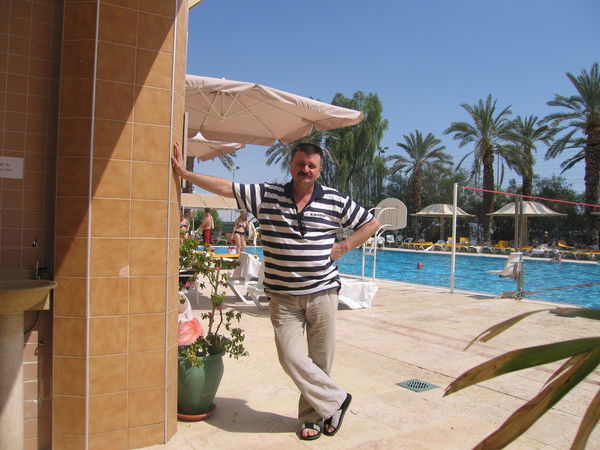 Владимир Малов