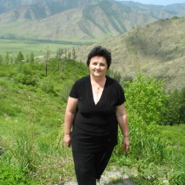 Надежда Хмелевских