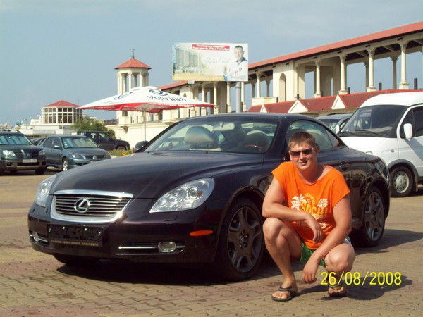 Макс Желтов