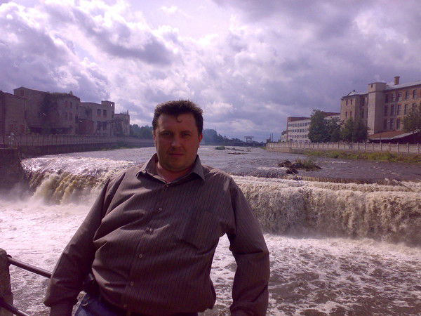 Сергей Шаров