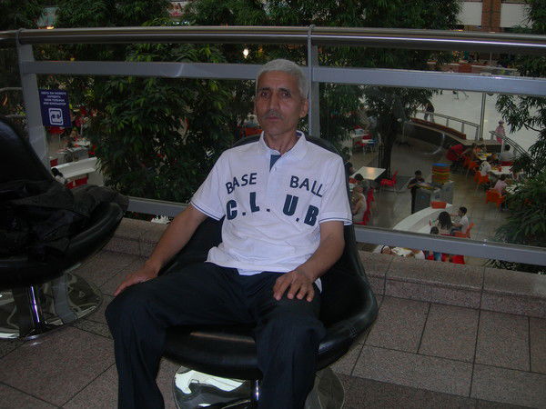 Давронбек Хакимов